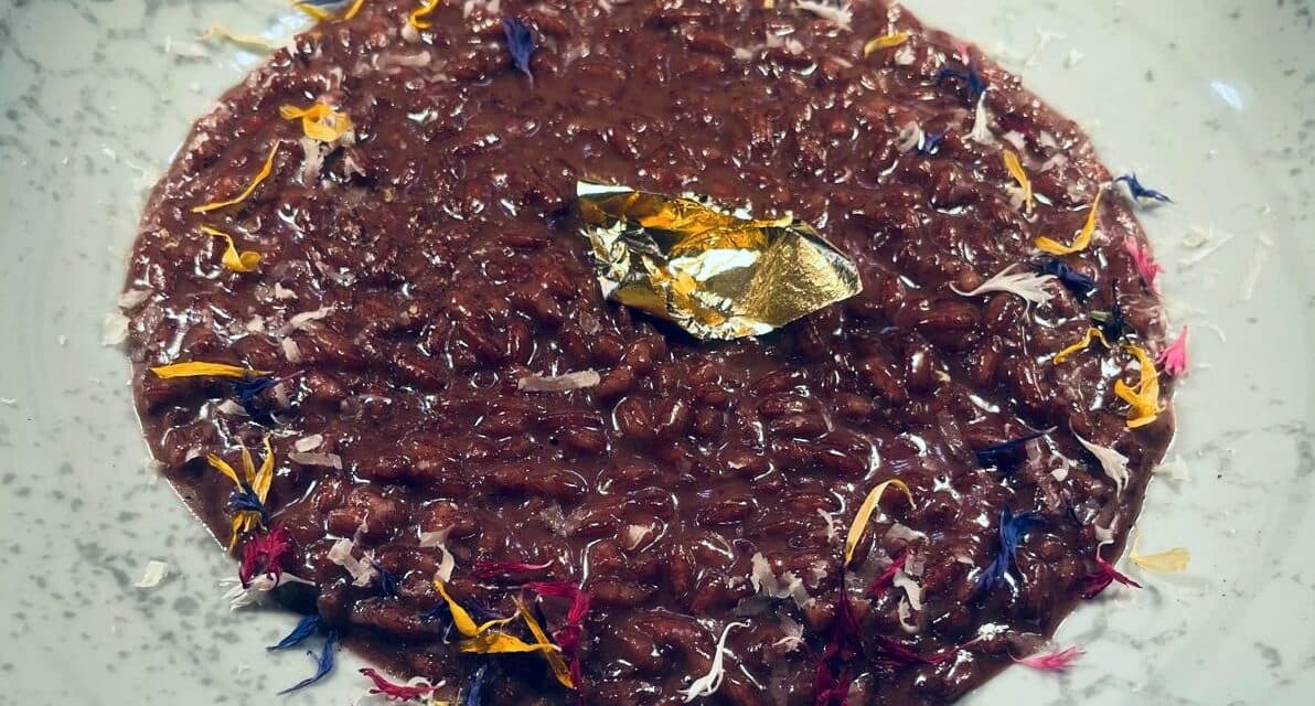 Il Risotto all’Amarone del Ristorante Darì. Dopo 1 anno il successo del Piatto del Buon Ricordo.