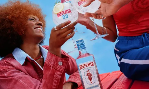 Beefeater 0.0%, neppure la Torre di Londra regge alla carica del no-alcohol