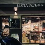 Lista Negra, così il vino argentino sta conquistando il mondo: la nostra degustazione nell’enoteca gaucha più cool